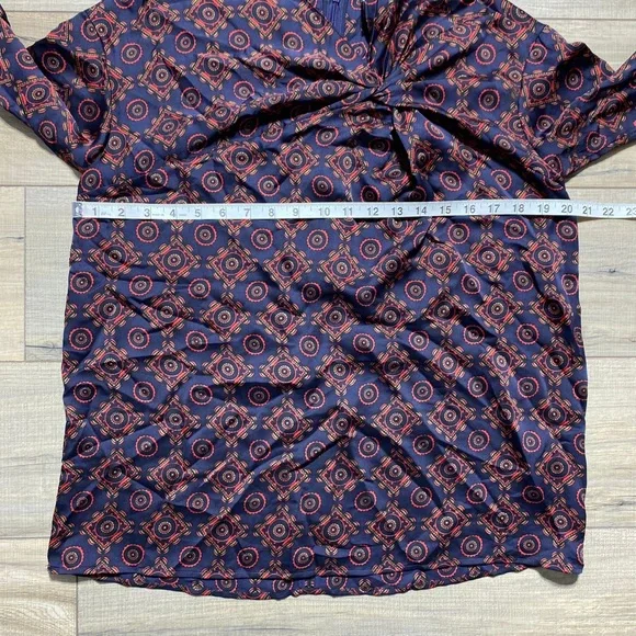 Club Monaco Women's Twist Front Printed Blouse Geometric Pattern Size S Blue - Picture 2 of 10